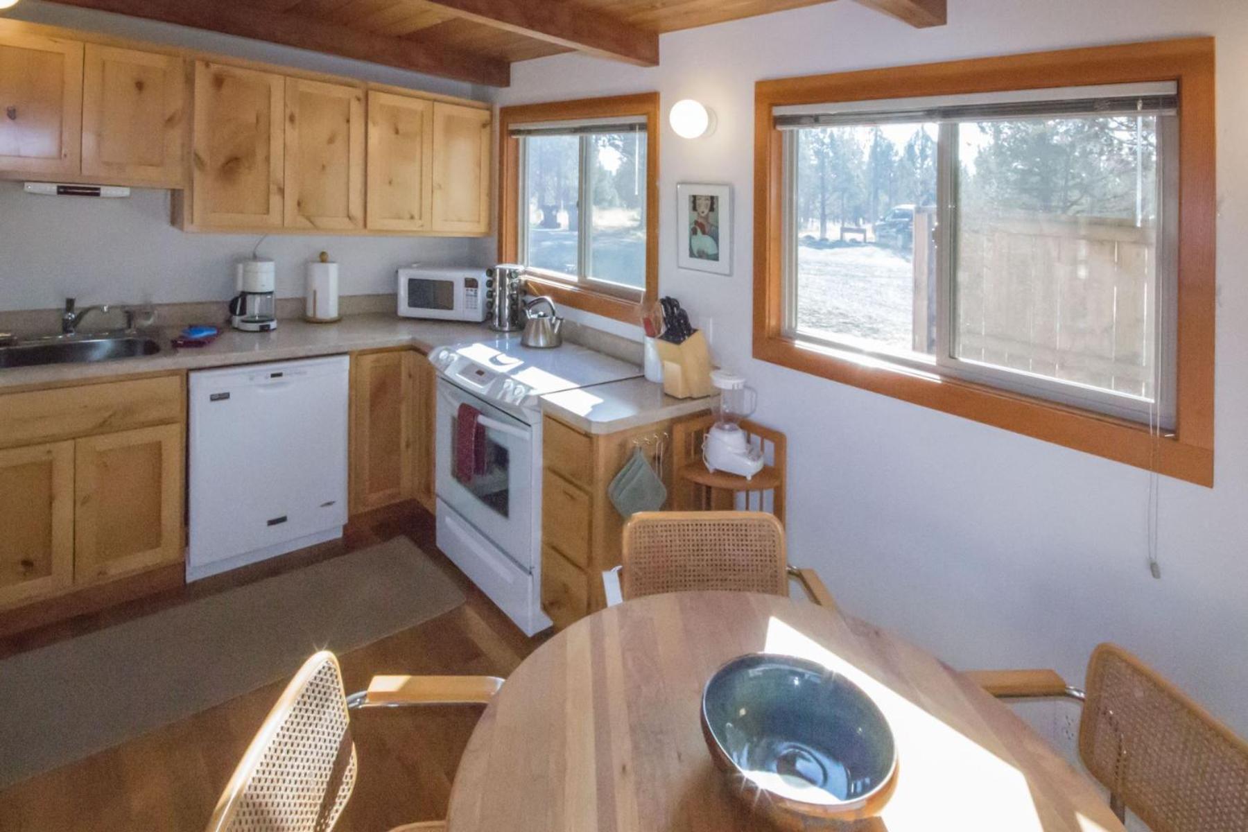 Meadow View Cabin 西斯特斯 外观 照片